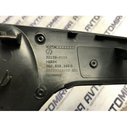 Накладка приборной панели VW Passat B7 2010- 3AC858366D